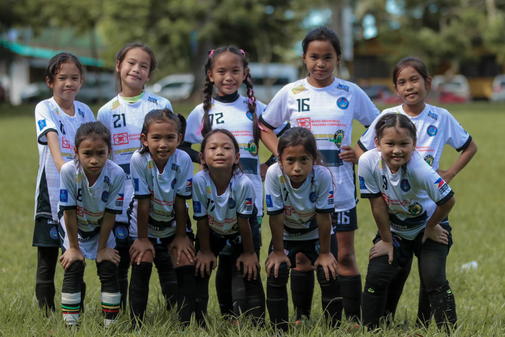 Sikat Alab Football Team – Recreational girls training in Davao